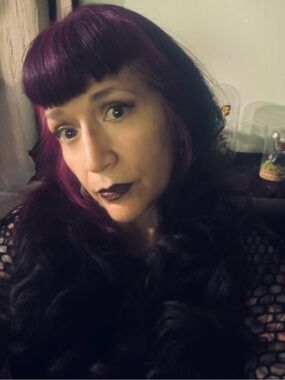 Meet your Posher, Carisa